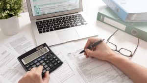 How to Calculate After Tax Income in the UK on a £30500 Salary